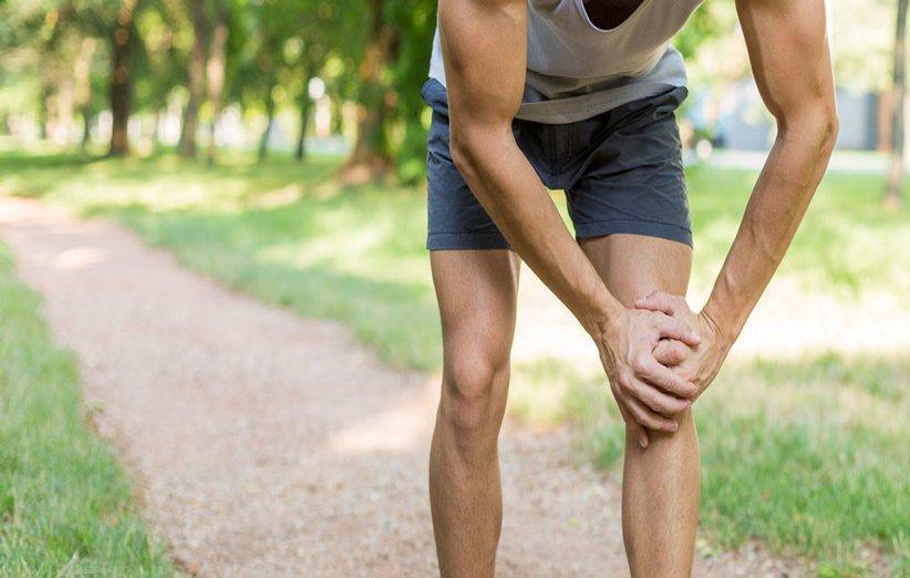 درمان زانو درد با حرکات ورزشی ساده و درمان های خانگی موثر