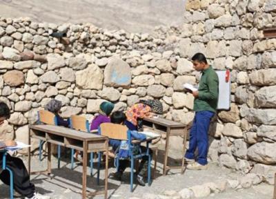 درخواست از وزیر آموزش و پرورش؛ سربازمعلم ها به منطقه ها محروم نروند