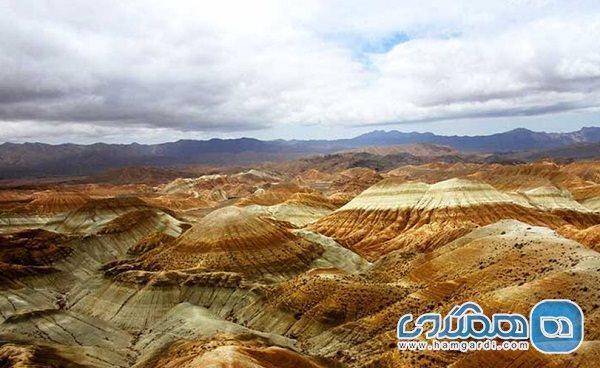 تپه های مریخی دامغان یکی از جاذبه های گردشگری استان سمنان است